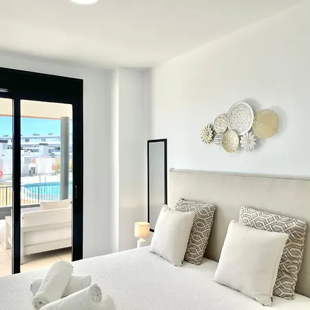 Apartment Upscale 3 Bedroom 300m From The Fuengirola